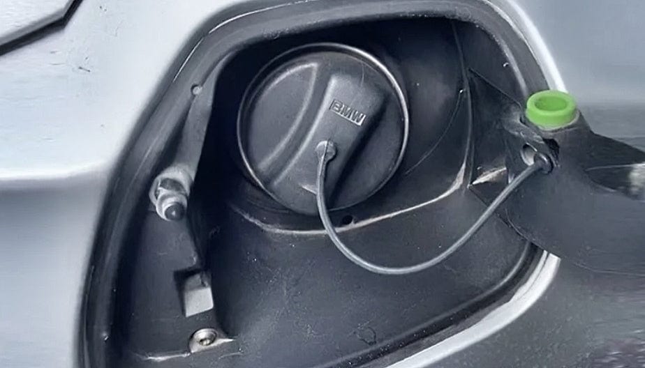 Gas cap tether cord for BMW 3 4 5 6 7 Series X3 X4 X5 X6 Z4 BMW Euro Premium Parts - ERP DISTRIBUTION