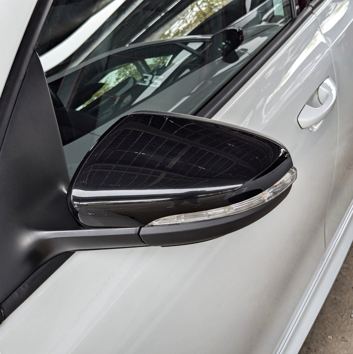 Glossy black mirror caps for VW Golf Mk6 (MY 2008-2016) VW Euro Premium Parts