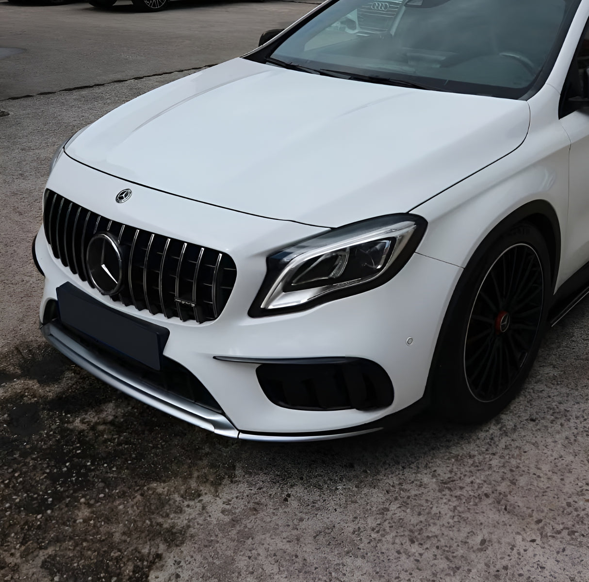 Griglia Panamericana AMG GTR anteriore nera per Mercedes Classe C W205 (2014-2018)