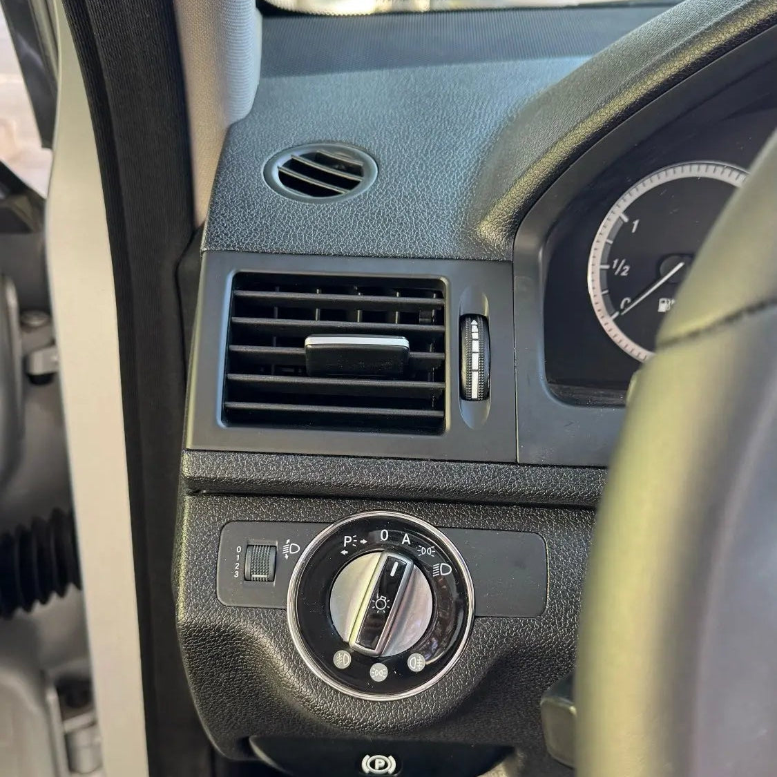 Replacement Air Vents For Mercedes C-Class W204 - 2007 to 2014 Euro Premium Parts
