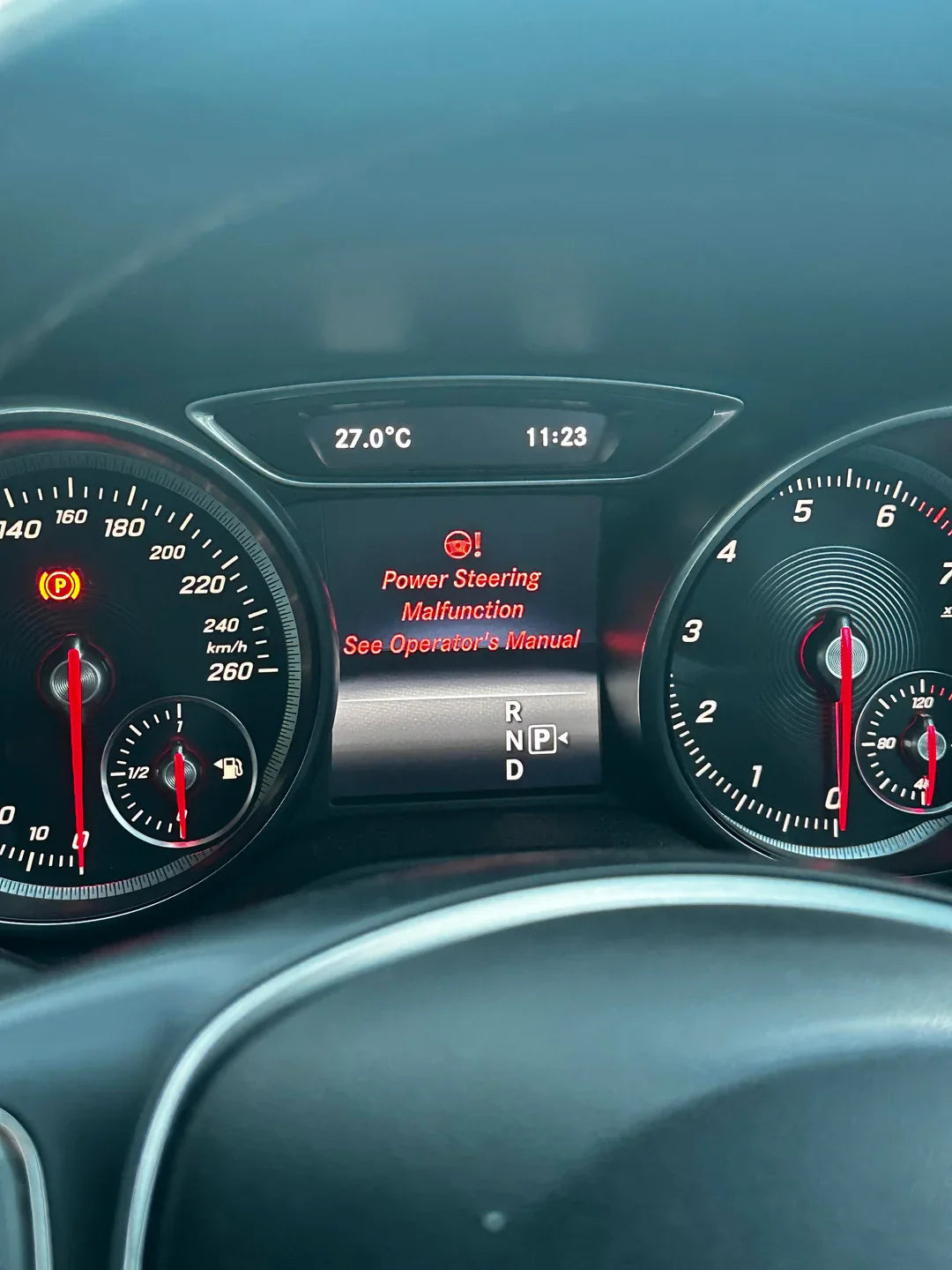 Mercedes-Benz Power Steering Malfunction: Causes, What It Means, and How to Diagnose It