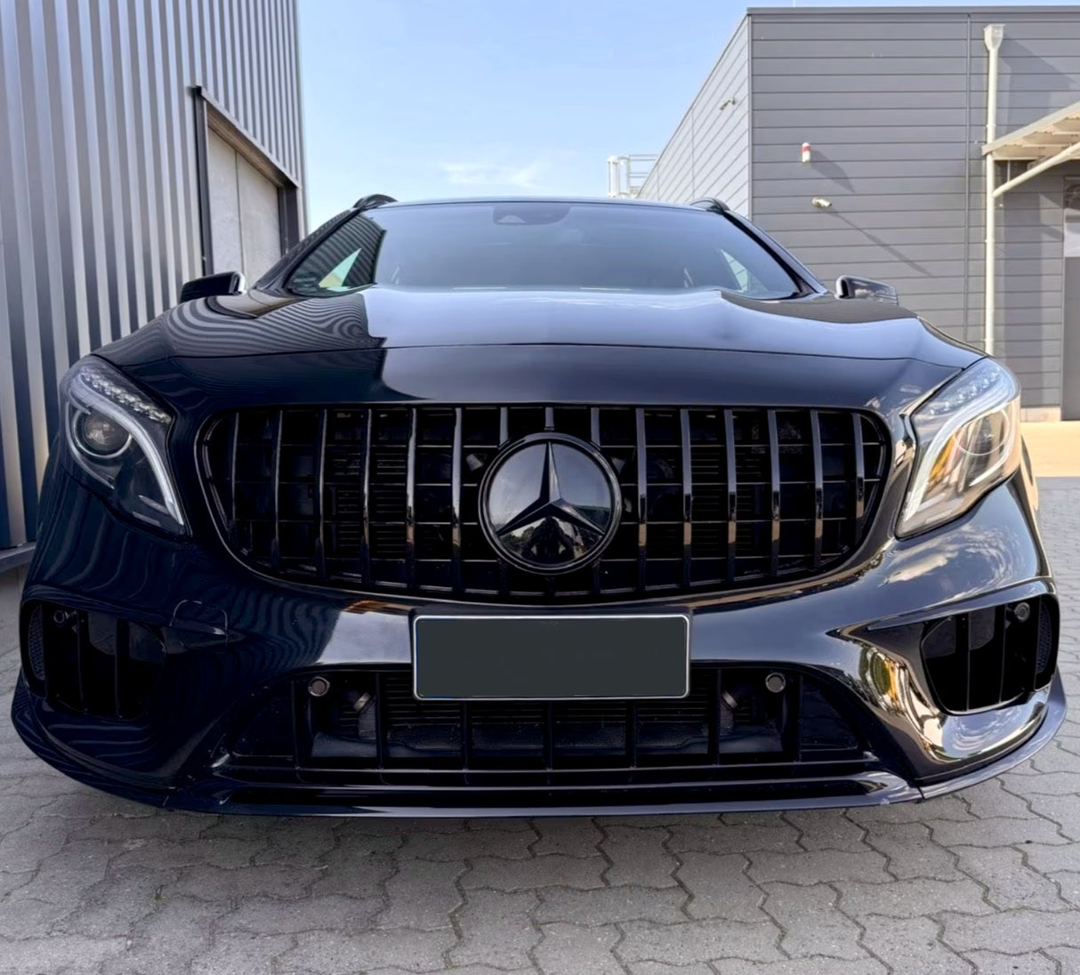 Griglia Panamericana AMG GTR anteriore nera per Mercedes Classe C W205 (2014-2018)
