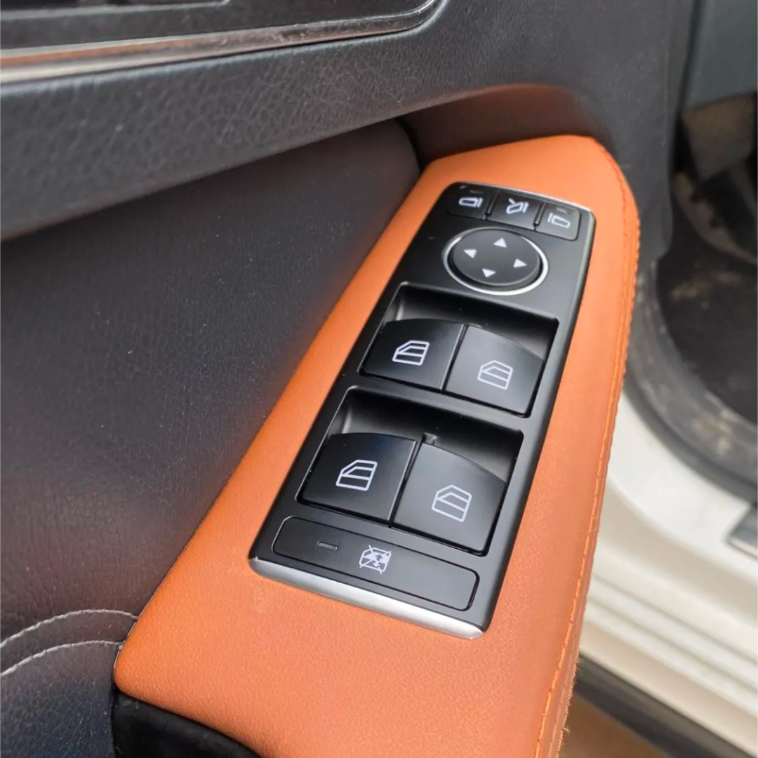 Labelled Window Buttons Set of driver and passenger window switch buttons for Mercedes ML/GLE ...
