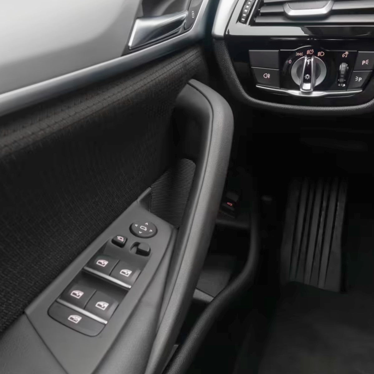 Replacement interior door handles for BMW 5 Series G30 (2016 - 2023) BMW > Replacement Trims Euro Premium Parts