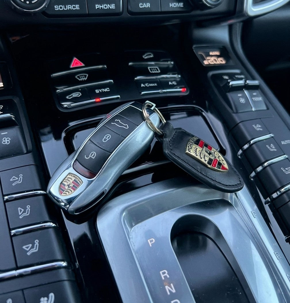 Porsche Key Case – Protective Key Fob Cover For Porsche Cayenne Panamera Macan 911 Cayman Boxster Key Cases Euro Premium Parts
