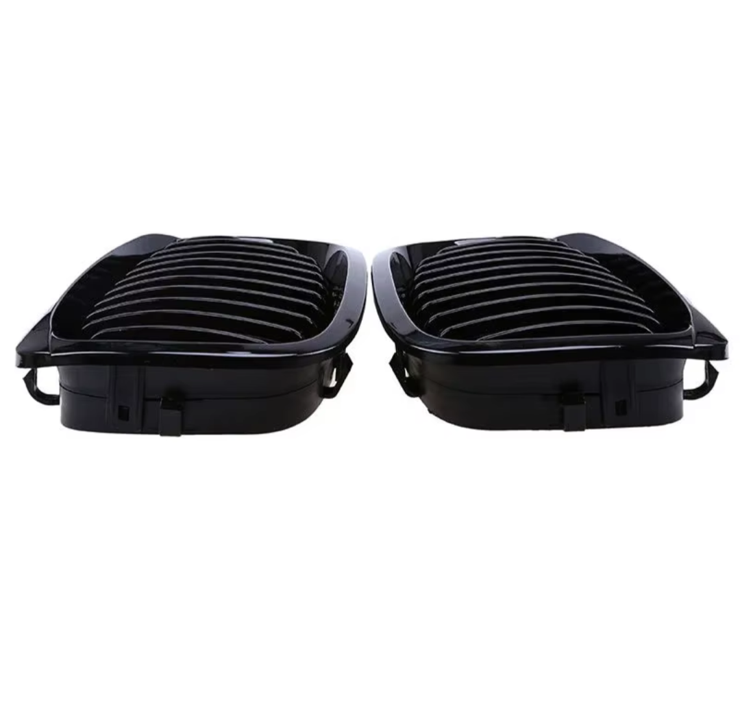 Black Front Kidney Grilles for BMW 3 Series and M3 E46 (1997 to 2005)