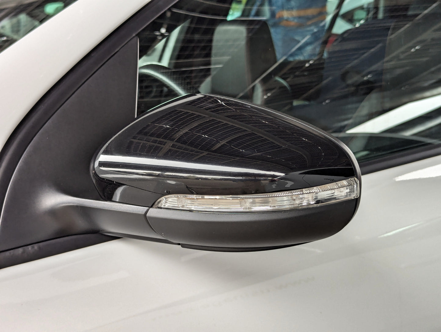 Glossy black mirror caps for VW Golf Mk6 (MY 2008-2016)