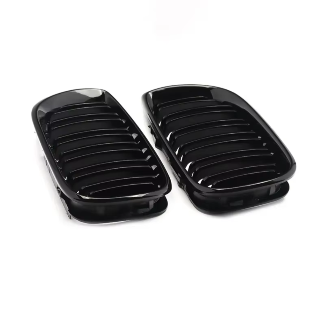 Black Front Kidney Grilles for BMW 3 Series and M3 E46 (1997 to 2005)