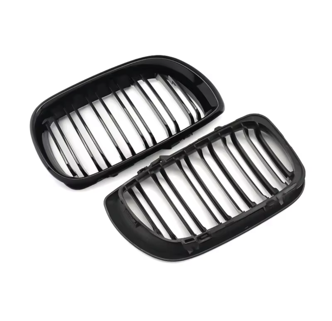 Black Front Kidney Grilles for BMW 3 Series and M3 E46 (1997 to 2005)